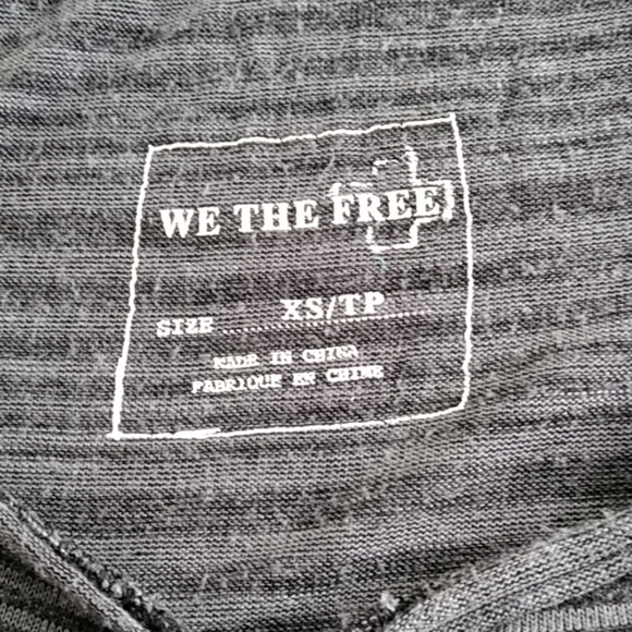 FREE PEOPLE TOP - Picture 3 of 3